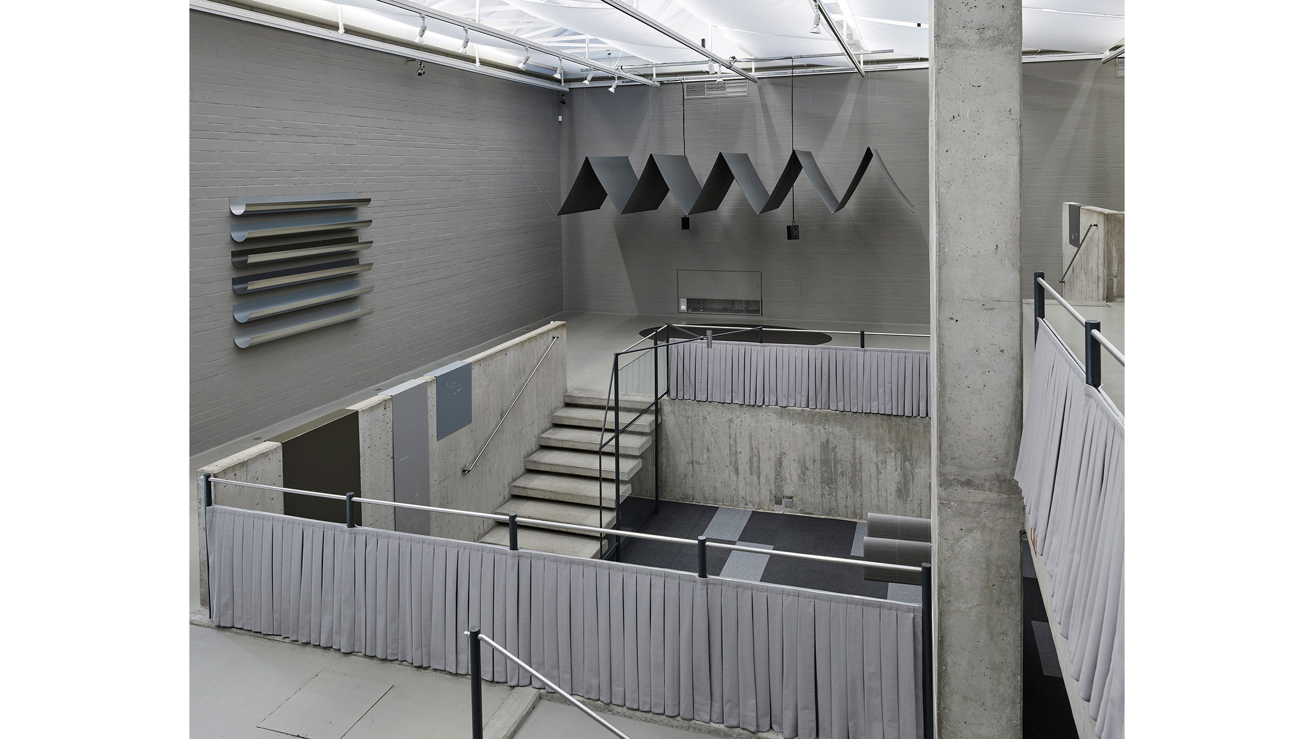 Installation view, Modified Limited Hangout, Kunsthalle Wilhelmshaven, 2018)