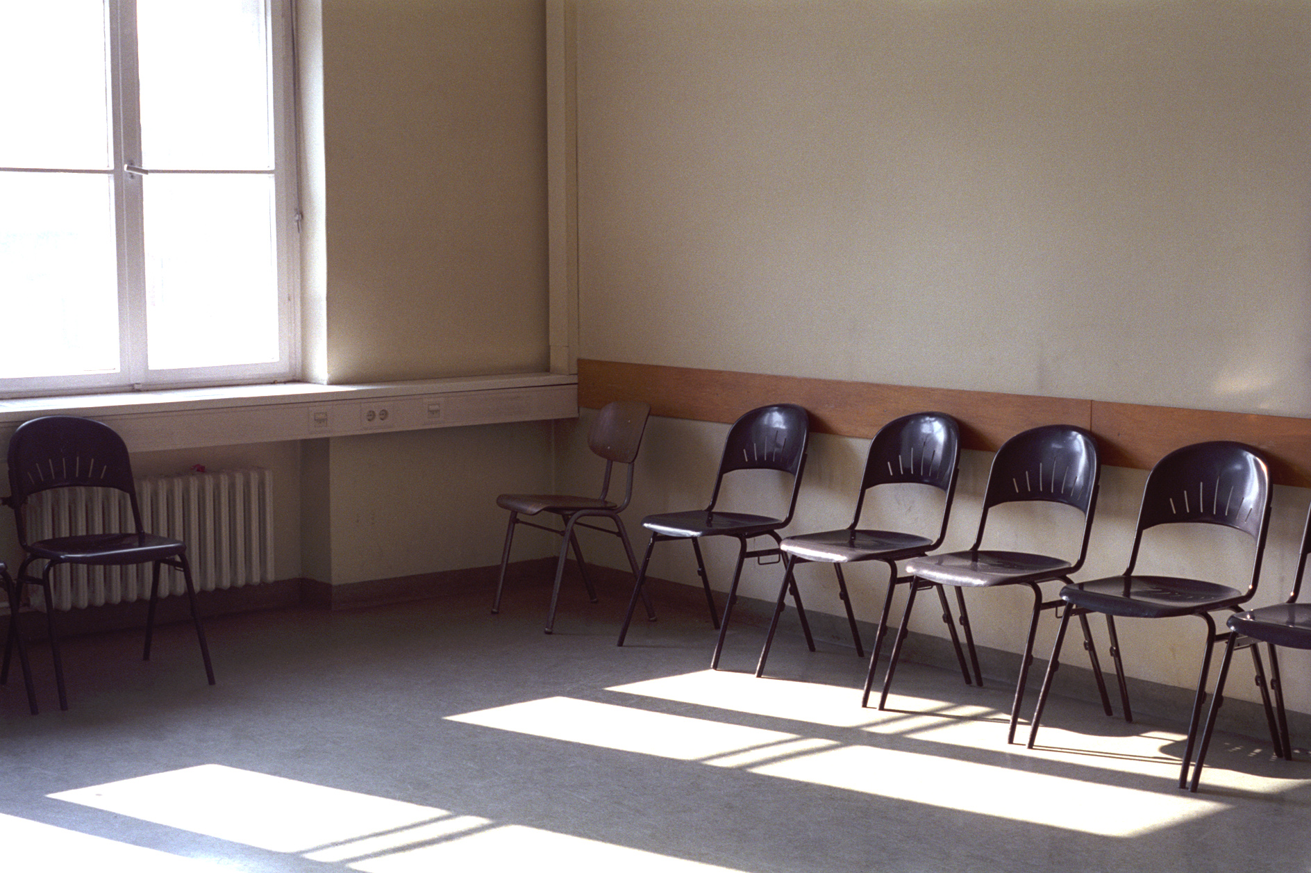 Untitled (Meldestellen)