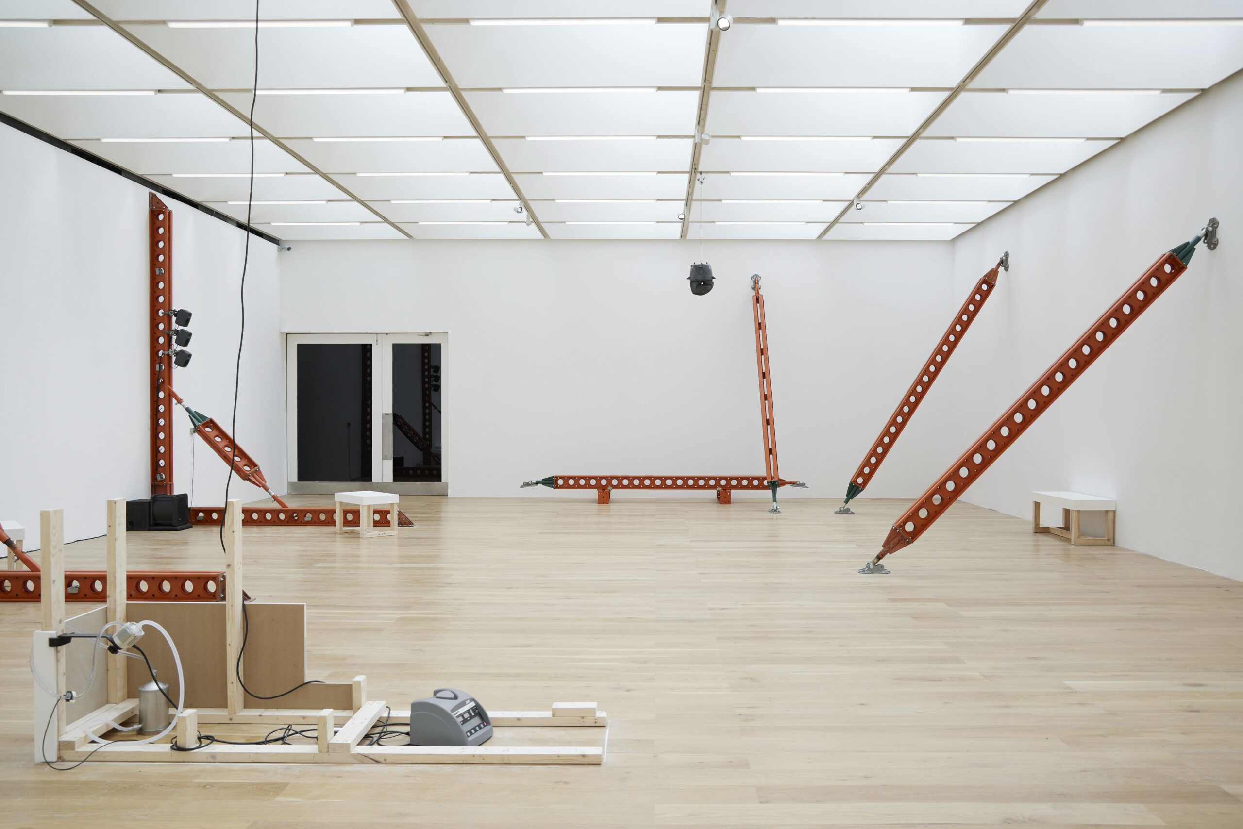 Holding a Heart in Artifice